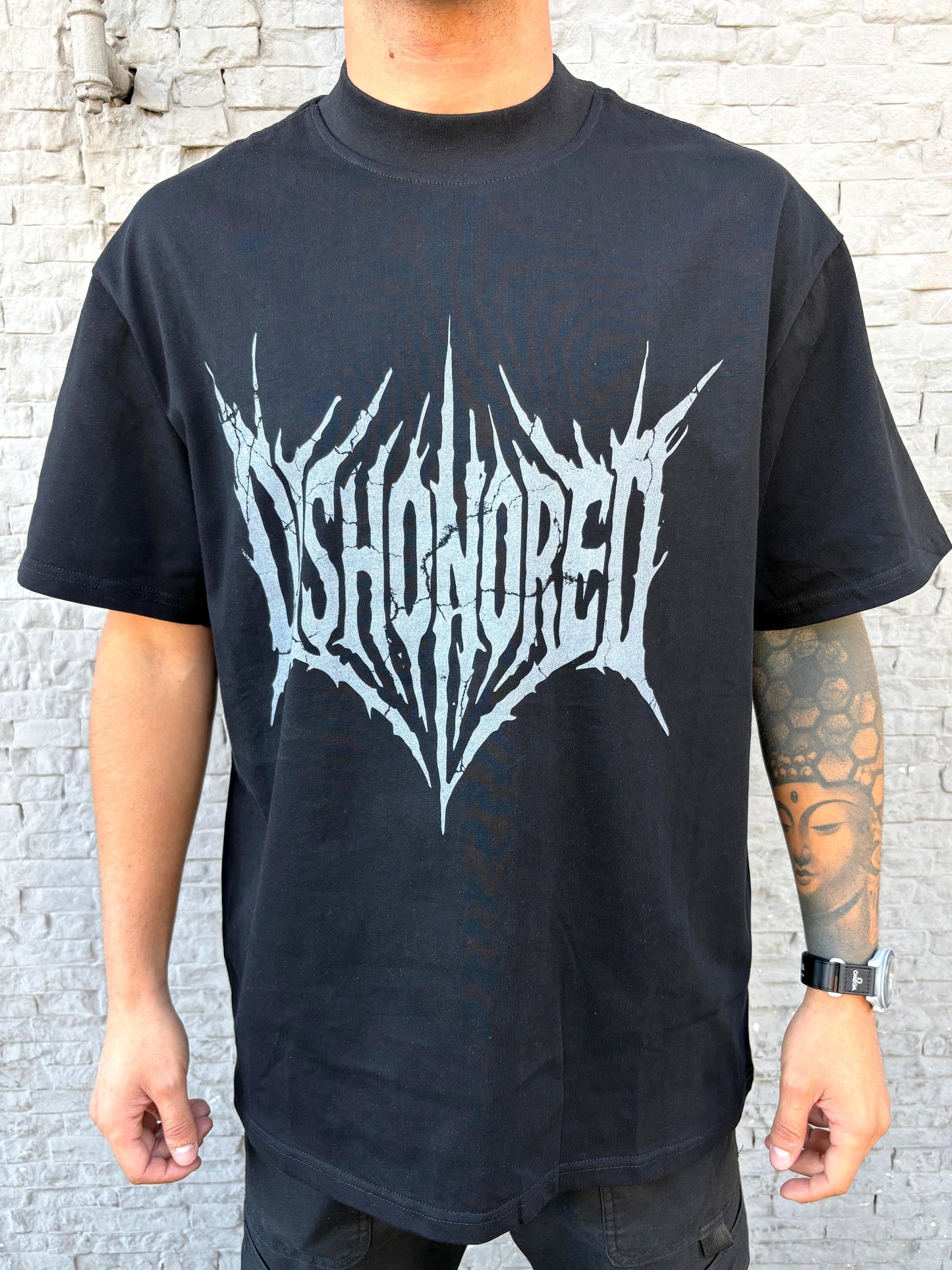 T-shirt oversize Dishonored
