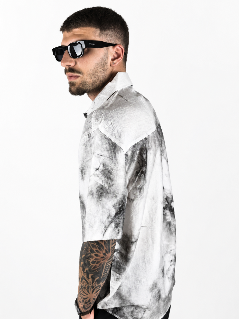 DivergentOutfit