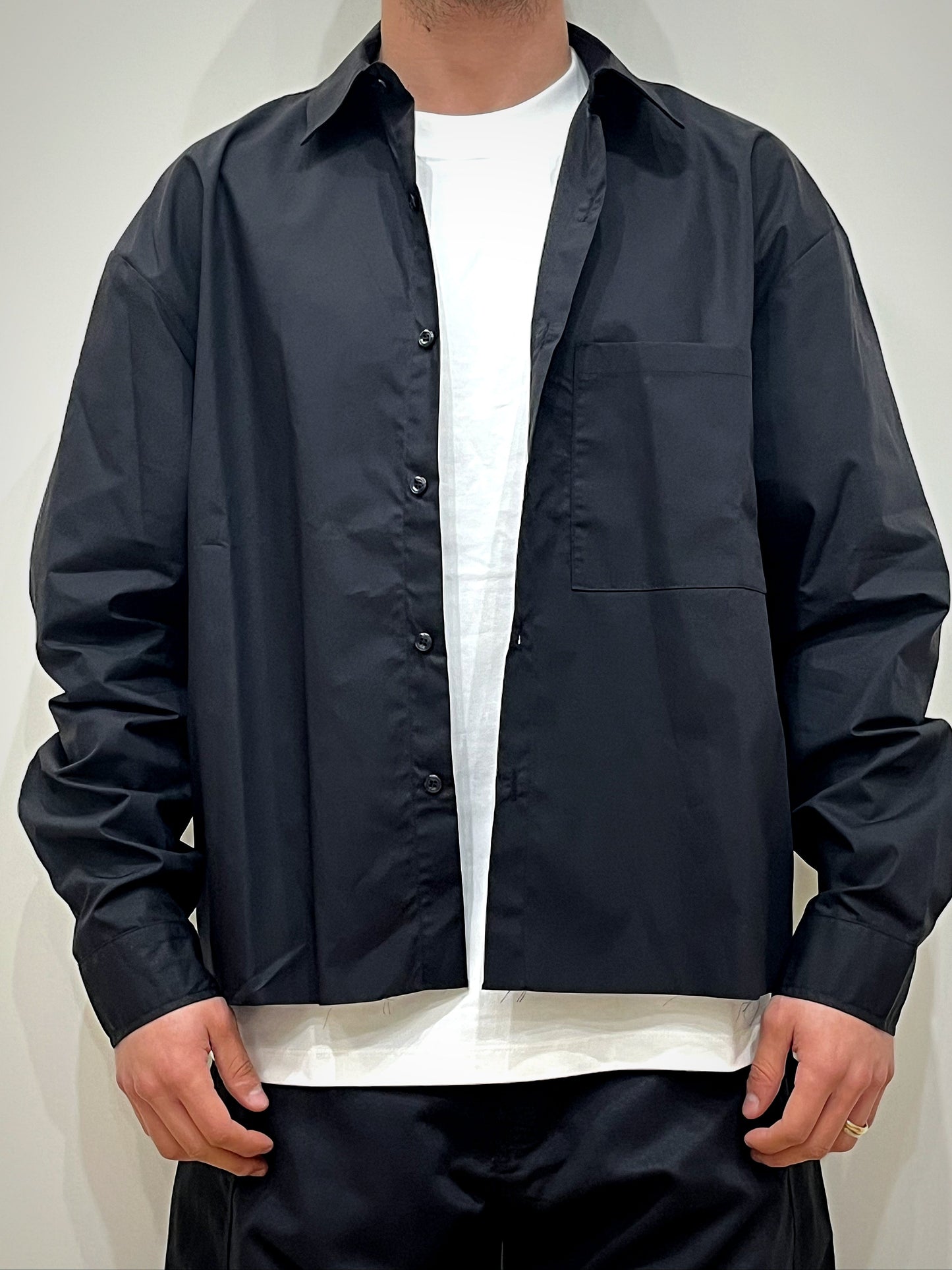 Camicia cropped raw-cut