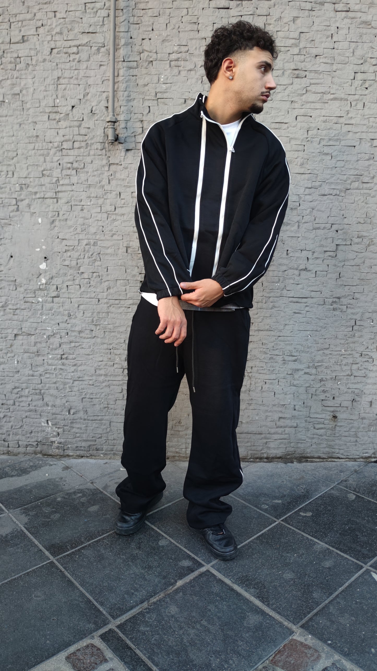 Track zipped Black