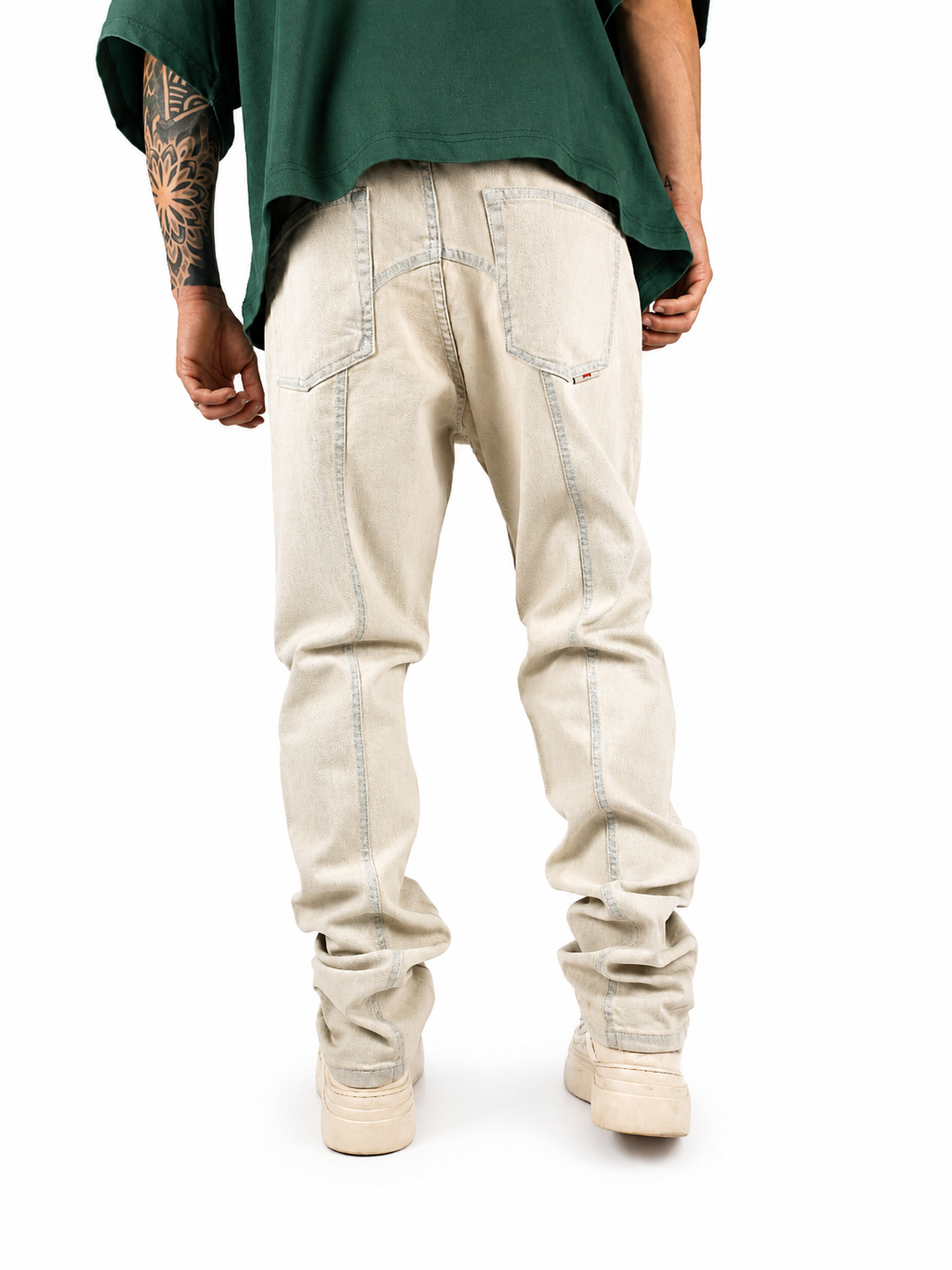 DivergentOutfit